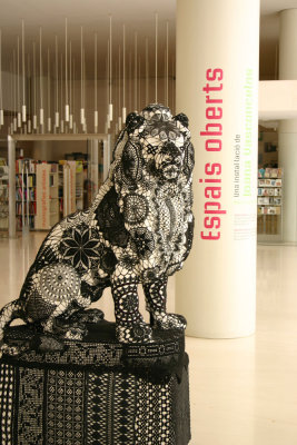 Lions guarding la Caixa Forum