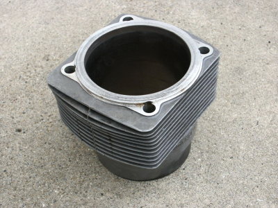 RSR 3.0 Liter 95mm MAHLE Pistons and Cylinders - Photo 12.jpg