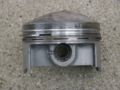 RSR 3.0 Liter 95mm MAHLE Pistons and Cylinders - Photo 15.JPG