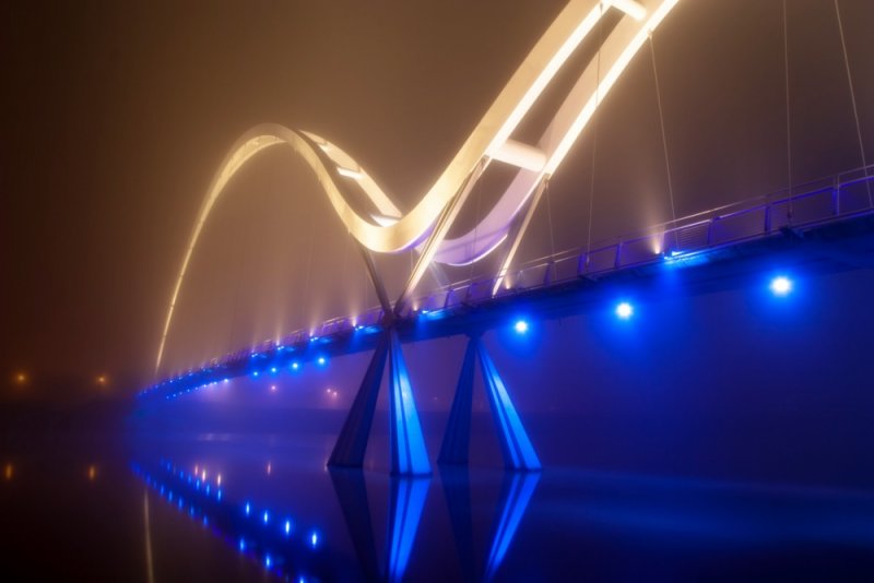 Foggy night across the Infinity Bridge
