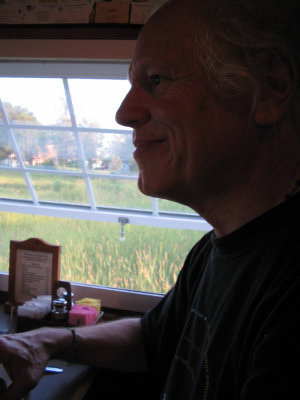 vincent wistfully waits for lobster at Nunan's Lobster Hut