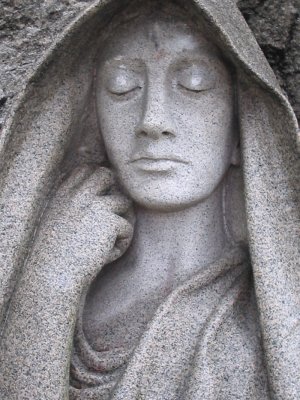 detail of gravestone