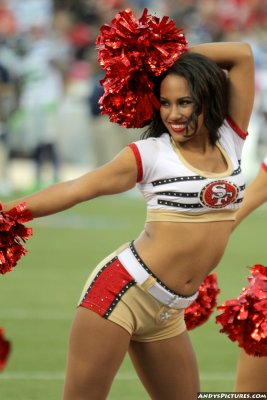 San Francisco 49ers cheerleader