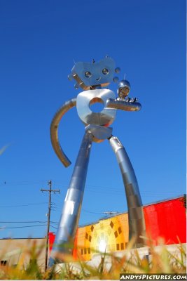 Walking Tall sculpture