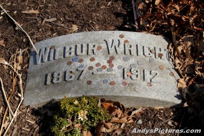 Wilbur Wright gravesite at Woodland Cemetery