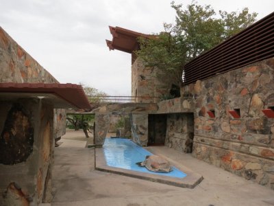 Cantilevered Roof