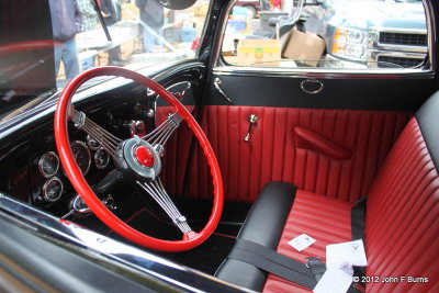1933 Ford V8 Deluxe Coupe 3 Windows