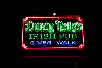 Piano bar
