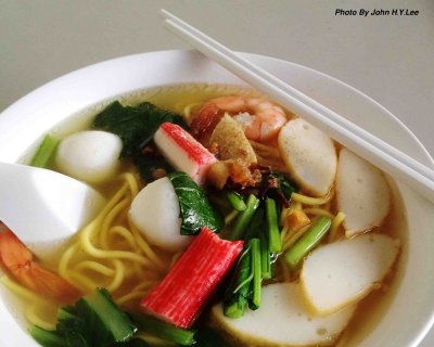 Simple Seafood Noodle.jpg