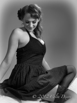 Katie pinup style in mono