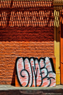 120721 Walking the city wtih the 105 f/2DC