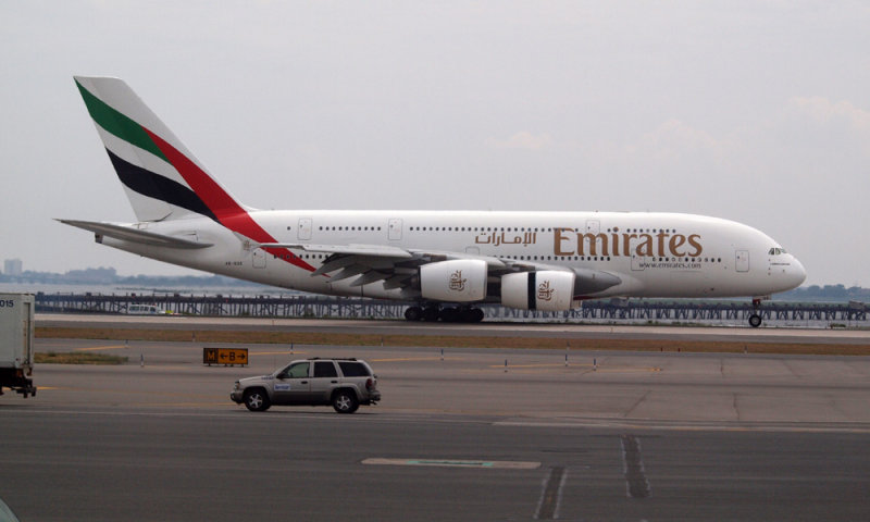 Emirates A380-861