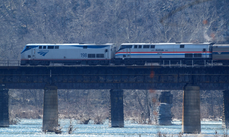 Capitol Limited engines