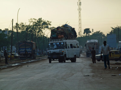 Early morning road scene in Tambacounda