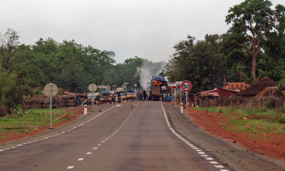 Approaching a checkpoint near the border with Guinee