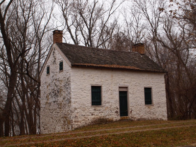 Another angle on Spinks Ferry lockhouse