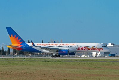 B757-23A_GLSAC_EXS.JPG