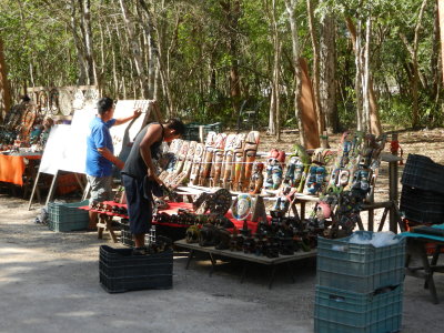 Chichen Itza craft vendors.JPG