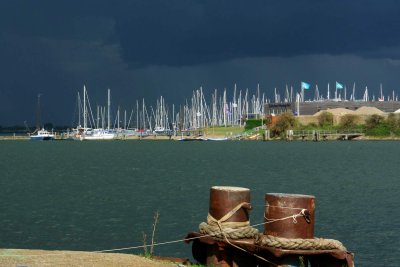 Harbour escaping thunderstorm