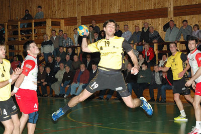 DSC_37100_Pb.jpg