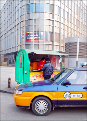 Taxi-lunch.jpg