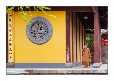 Longhua-Temple-4.jpg