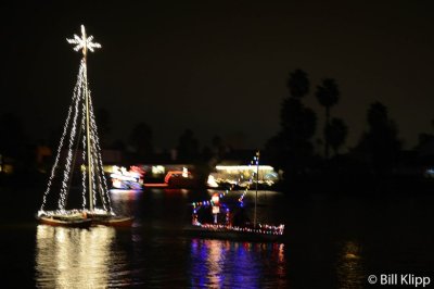 Willow Lake Lighted Boat Parade  24