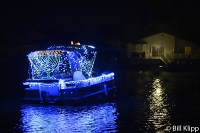 Willow Lake Lighted Boat Parade  30