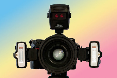 Nikon R1C1 flash kit.