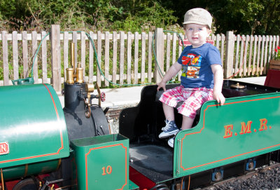 Waterparktrain11.jpg