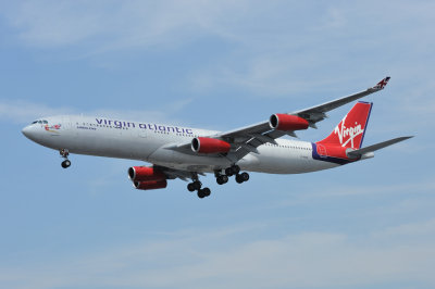 Virgin Airbus A340-300 G-VHOL