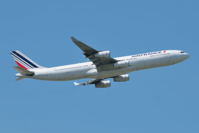AIRFRANCE Airbus A340-300 F-GLZH new colours