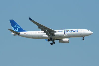 Air transat Airbus A330-200 C-GITS 