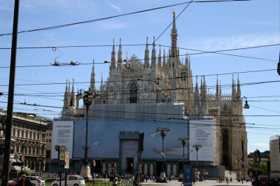 Hide the Duomo