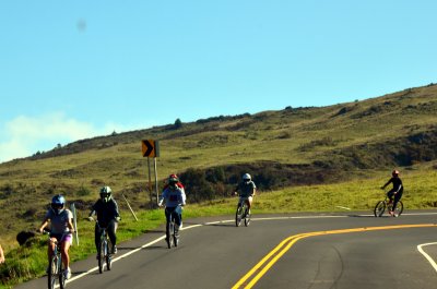 Cyckists coming down Haleakala