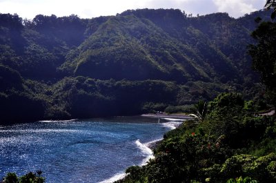 Paradise - a secluded black sand beach on Honomanu Bay
