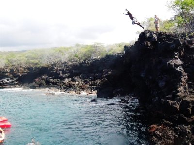 Cliff jumping from a 25-30 ft lava formation - Angus showing us how it's done