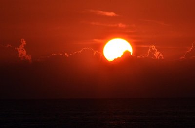 Brilliant sunset off the Kona Coast