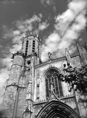 Eglise aix.jpg