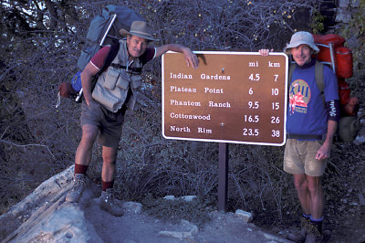 AZ Grand Canyon NP Bright Angel Trail 00 Y1990 Jack & Scott.jpg