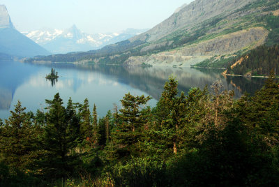 MT Glacier NP 150 Saint Mary Lake, Wild Goose Island.jpg