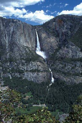 CA Yosemite NP 10 Yosemite Falls.jpg