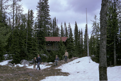 AB Banff NP Lake Louise Hike to Six Glaciers Teahouse4 Teahouse.jpg