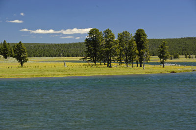 WY Yellowstone NP 050 Alum Creek.jpg