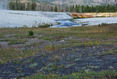 WY Yellowstone NP 400b Black Sand Basin.jpg