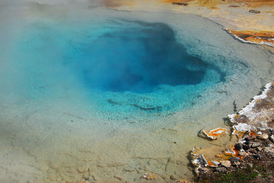 WY Yellowstone NP 500c Lower Geyser Basin, Silex Spring.jpg