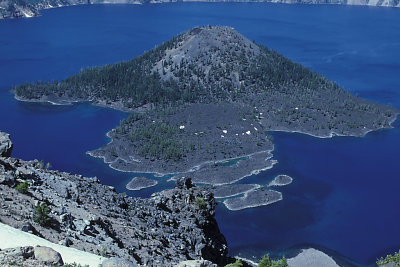OR Crater Lake NP 3 Wizard Island.jpg