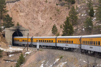 CO Rocky Mountains 02 Rio Grande Ski Train on Union Pacific Tracks & Tunnel.jpg