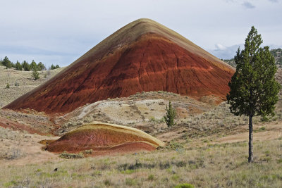 OR John Day Fossil Beds NM 4 Painted Hills.jpg