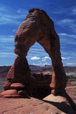 UT Arches NP 15a Delicate Arch.jpg